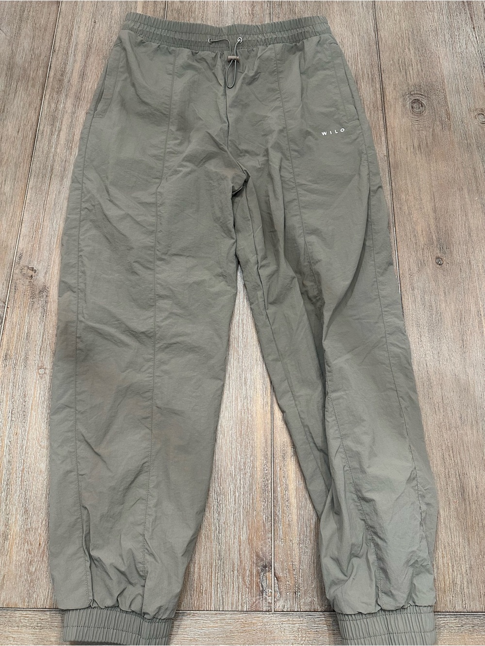 Wilo The Label Women’s Sage Parachute Pants | Size Large - Picture 9 of 11
